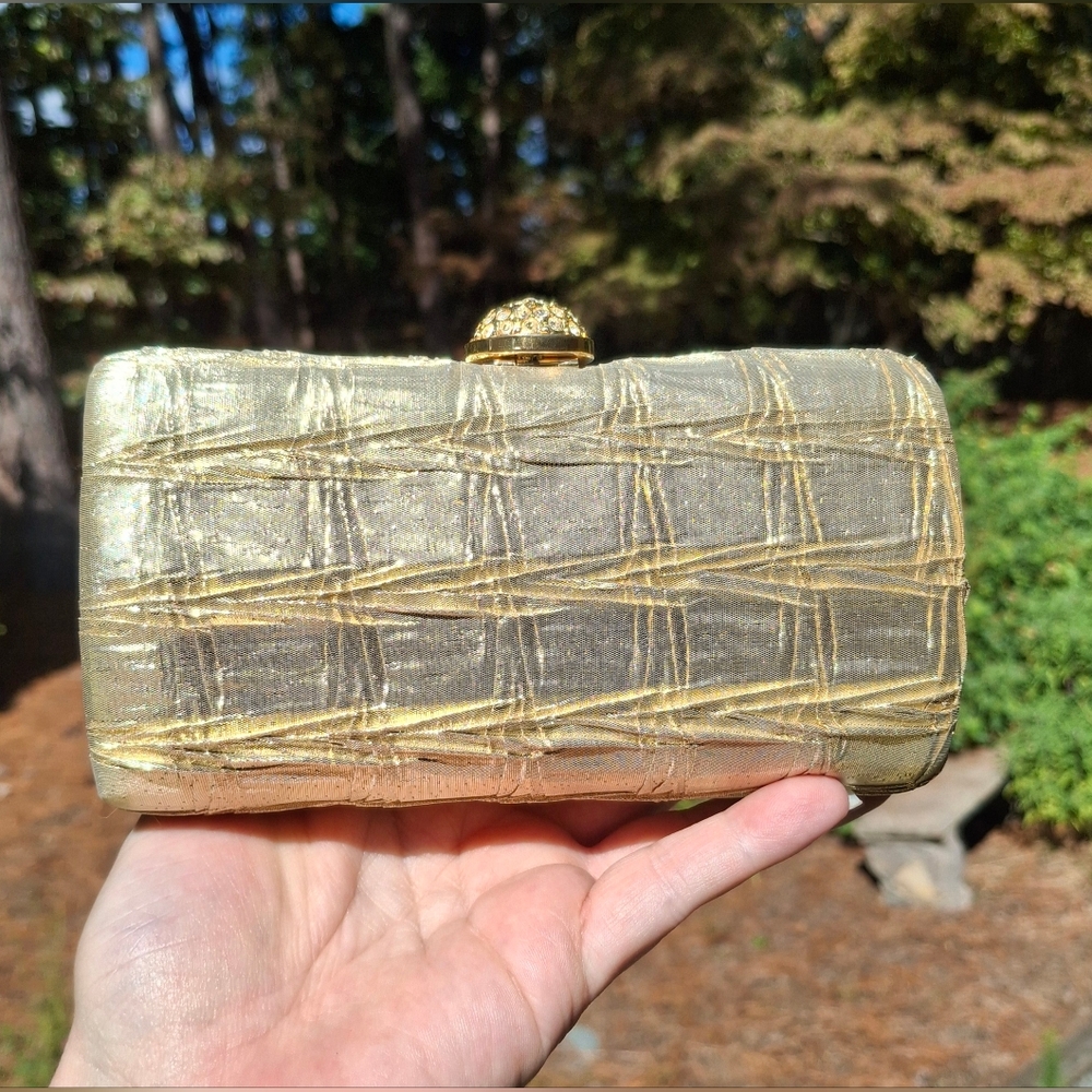 Vintage La Regale Ltd Gold Pleated Fabric Hard Shell Convertible Clutch - Picture 5 of 10
